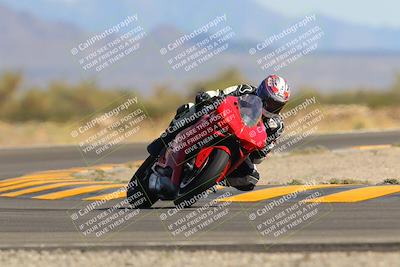 media/Oct-09-2022-SoCal Trackdays (Sun) [[95640aeeb6]]/Turn 15 (150pm)/